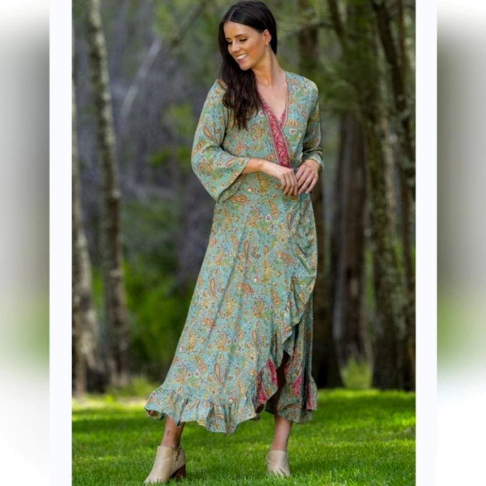 Cienna Paisley Wrap Dress Medium